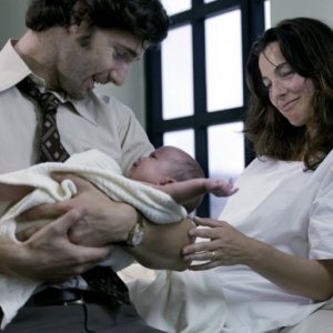 Un'immagine della famiglia sterminata nel film Vendicami