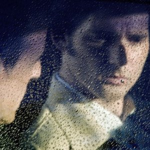 Un intenso primo piano dal film Vendicami