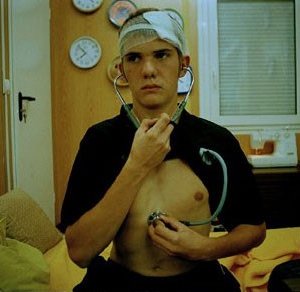 Una scena di Tender Son - The Frankenstein Project