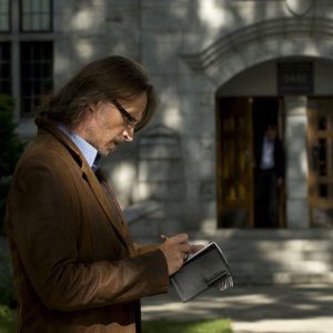 Robert Carlyle nell'episodio Human di Stargate Universe