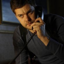 Fringe: Joshua Jackson nell'episodio Northwest Passage