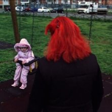 Patrizia Gerardi e la piccola Asia Crippa in una scena del film Non è ancora domani