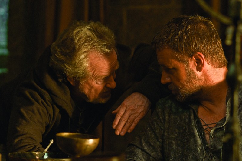 Il Regista Ridley Scott Dirige Russell Crowe Nel Film Robin Hood 160389