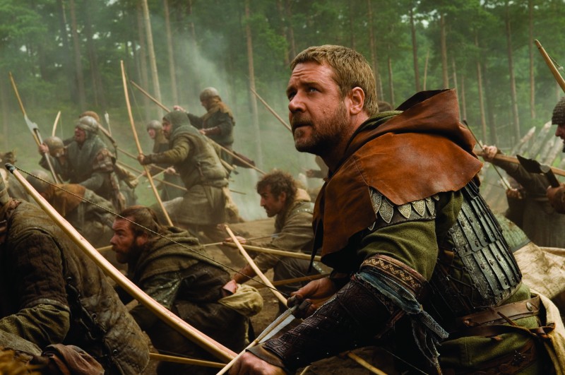 Russell Crowe In Una Scena D Azione Del Film Robin Hood 160410
