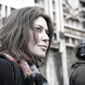 Sabina Guzzanti in uno scatto del film Draquila - L'Italia che trema