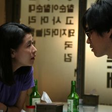 Una scena del film corano Hahaha, diretto da Hong Sang-soo