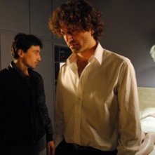 Massimo De Santis e Guido Caprino in una scena del film Sono viva