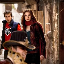 Doctor Who: Arthur Darvill e Karen Gillan nell'episodio Vampires of Venice