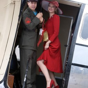 Jon Seda ed Anna Torv nella miniserie The Pacific