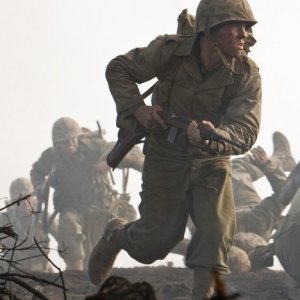 Jon Seda nel ruolo del Sergente John Basilone nella miniserie The Pacific
