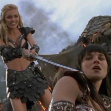 Lucy Lawless E Hudson Leick In Xena E Il Ritorno Di Callisto Episodio Di Xena Principessa Guerriera 160639