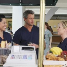 Grey's Anatomy: Jessica Capshaw, Eric Dane e Sara Ramirez nell'episodio Sympathy for the Parents