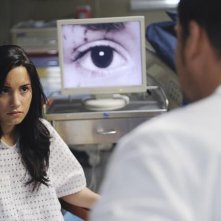 Grey's Anatomy: la guest star Demi Lovato in una scena dell'episodio Shiny Happy People