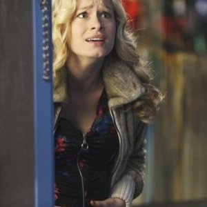 Grey's Anatomy: Leven Rambin in una scena dell'episodio Hook, Line and Sinner