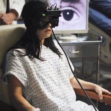 La guest star Demi Lovato in una scena dell'episodio Shiny Happy People di Grey's Anatomy