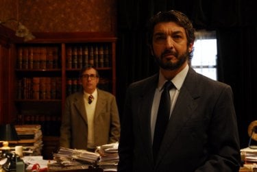 Ricardo Darín e Guillermo Francella in una scena del film Il segreto dei suoi occhi