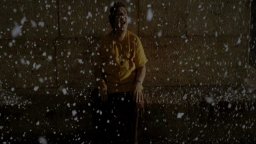 Scontro di civiltà per un ascensore a piazza Vittorio - Spot 1