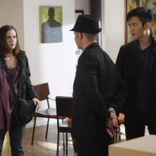 FlashForward: John Cho, Dominic Monaghan e Christine Woods in una scena dell'episodio Countdown