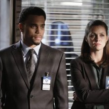FlashForward: Michael Ealy e Christine Woods nell'episodio Course Correction