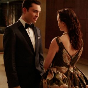 Chuck (Ed Westwick) cerca di riconcigliarsi con Blair (Leighton Meester) nell'episodio Ex-Husbands and Wives di Gossip Girl