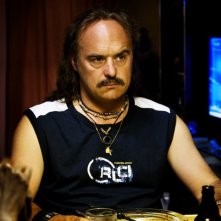 Luca Zingaretti nel film La nostra vita