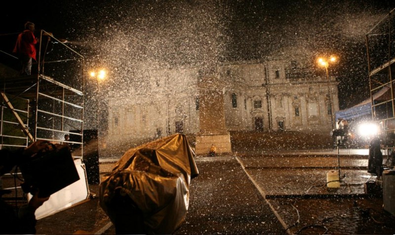 Un Immagine Di Porta Maggiore Durante Le Riprese Del Film Scontro Di Civilta Per Un Ascensore A Piazza Vittorio 161507
