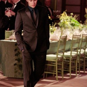 Un pensieroso Nate (Chace Crawford) nell'episodio Ex-Husbands and Wives di Gossip Girl