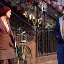 L'incontro tra Beth (Rose Byrne) e Adam (Hugh Dancy) nel film Adam