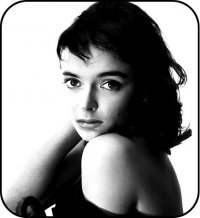 Una bella foto di Barbara Steele