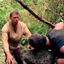Mark Pellegrino e Titus Welliver in una scena di Attraverso il mare, tratta dalla sesta stagione di Lost