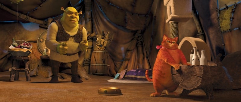 Un'immagine di Shrek e del Gatto con gli Stivali dal film Shrek e vissero felici e contenti