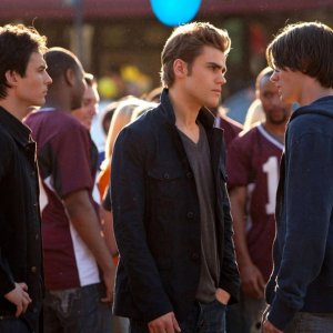 Ian Somerhalder, Paul Wesley e Steven R. McQueen nell'episodio Founder's Day di Vampire Diaries