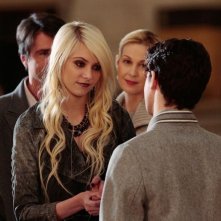 Taylor Momsen, Connor Paolo, Matthew Settle e Kelly Rutherford nell'episodio Last Tango, Then Paris di Gossip Girl