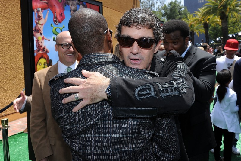 Antonio Banderas Con Eddie Murphy Alla Premiere Di Los Angeles Del Film Shrek E Vissero Felici E Contenti 162205