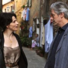Juliette Binoche e William Shimell in una sequenza del film Copia conforme
