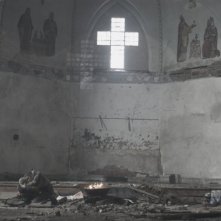 Viggo Mortensen e Kodi Smit-McPhee, protagonisti desolati del film The Road