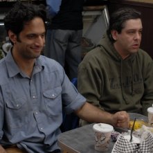 Amir Arison e Gary Wilmes in una scena del film I Hate Valentine's Day