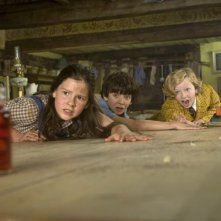 Asa Butterfield, Eros Vlahos e Lil Woods, i marmocchi tremendi del film Tata Matilda e il grande botto