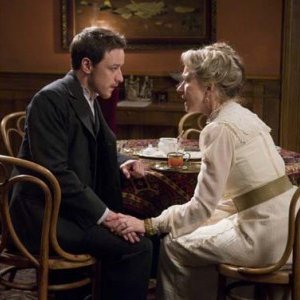 James McAvoy ed Helen Mirren in un'immagine del film The Last Station