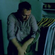 Michael Emerson in una scena di Per cosa sono morti, dalla sesta stagione di Lost