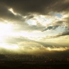 Un'immagine del cielo palestinese dal film The Time That Remains