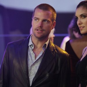 G (Chris O'Donnell) e Kensi (Daniela Ruah) in una sequenza di: Fame di NCIS: Los Angeles
