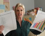 Jane Lynch, l'attrice di Glee ricorda le star scomparse Cory Monteith e Naya Rivera: 'C'è un grande vuoto'