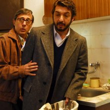 Ricardo Darín e Guillermo Francella in una sequenza del film Il segreto dei suoi occhi
