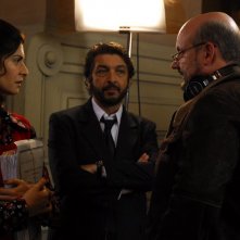 Soledad Villamil e Ricardo Darín con il regista Juan José Campanella sul set del film Il segreto dei suoi occhi