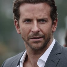 Un primo piano di Bradley Cooper nel film The A-Team