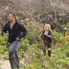 Evangeline Lilly, Emilie de Ravin e Josh Holloway in una scena del doppio finale di Lost