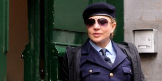Iaia Forte in un'immagine del corto Armandino e il Madre