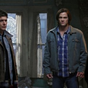 Jared Padalecki e Jensen Ackles nell'episodio Swan Song di Supernatural