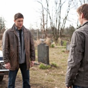 Jensen Ackles e Jake Abel nell'episodio Swan Song di Supernatural